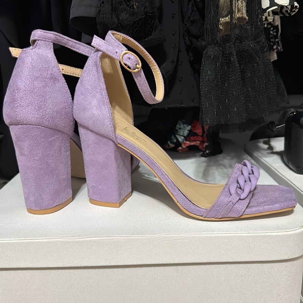 Elegant Lavender Block Heel Sandals